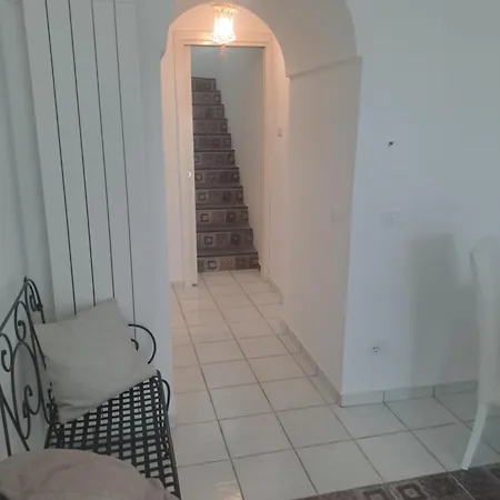 Hébergement de vacances Incantevole: Isola D'ischia - Forio In Centro E Vicino Al Mare - Dream House Nonna Maria *
